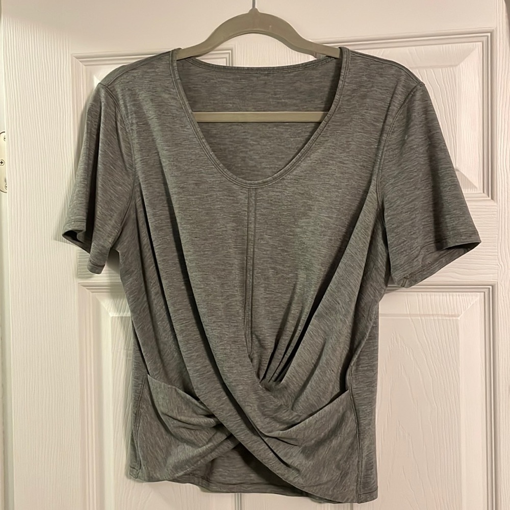 Lululemon cropped shirt.